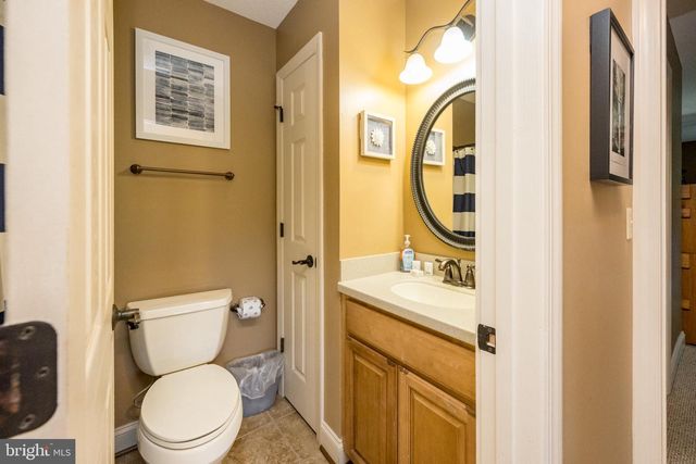 12 ROMAN RIDGE RD #22B, Oakland, MD 21550