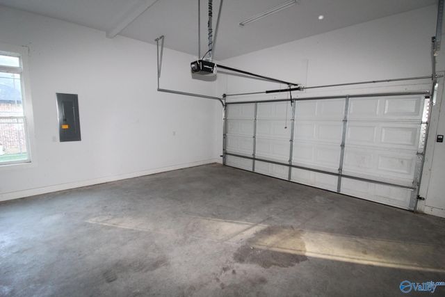 88 Pierce Road, Albertville, AL 35951