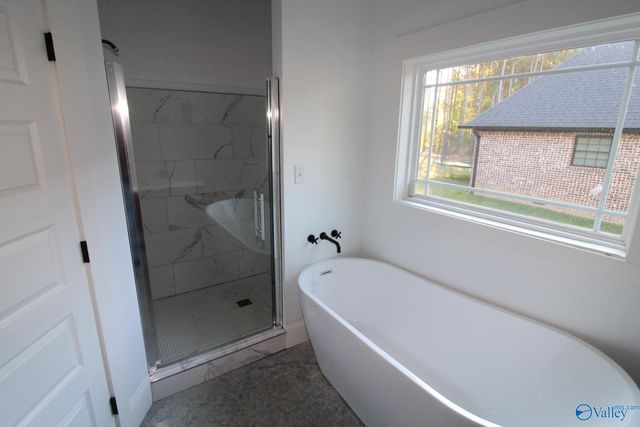 88 Pierce Road, Albertville, AL 35951