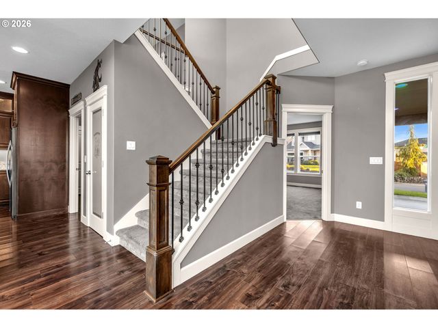 1124 N 9TH Way, Ridgefield, WA 98642