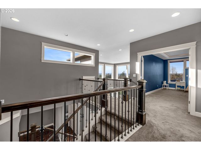 1124 N 9TH Way, Ridgefield, WA 98642