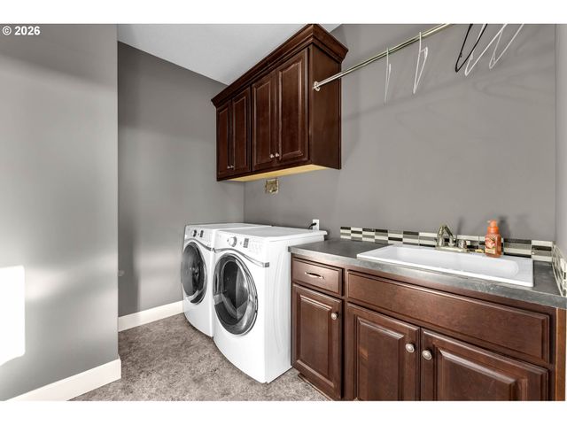 1124 N 9TH Way, Ridgefield, WA 98642