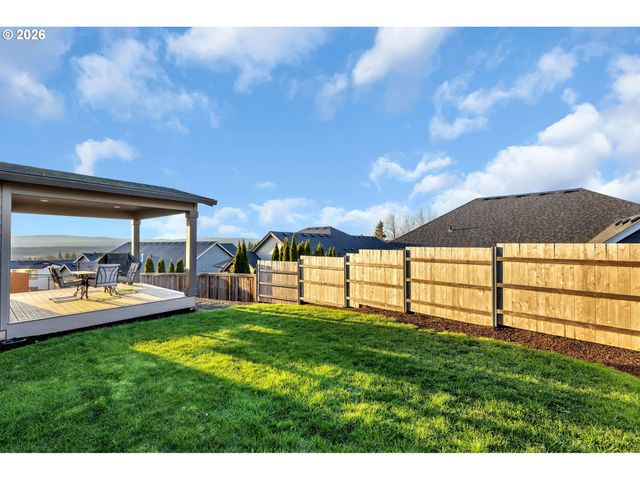 1124 N 9TH Way, Ridgefield, WA 98642