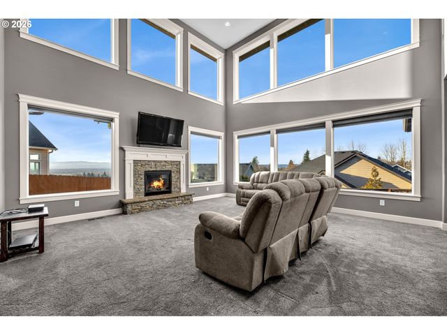 1124 N 9TH Way, Ridgefield, WA 98642