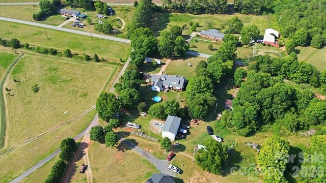 941 Casar Belwood Road, Lawndale, NC 28090