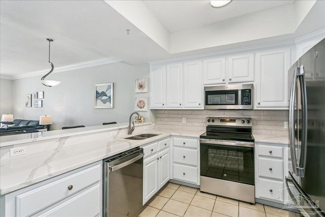 8575 Gulf Blvd 803, Navarre Beach, FL 32566