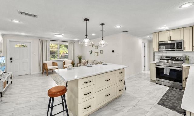 578 - 580 COMPANION WAY, Longboat Key, FL 34228