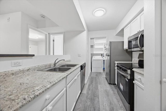 3028 PARKWAY BOULEVARD 207, Kissimmee, FL 34747