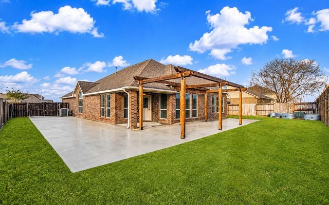 3322 Boomer Boulevard, Mont Belvieu, TX 77523