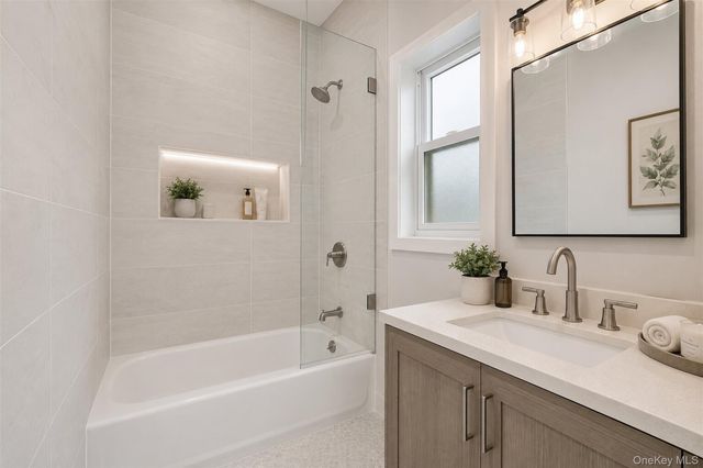 1519 Adee Avenue, Bronx, NY 10469