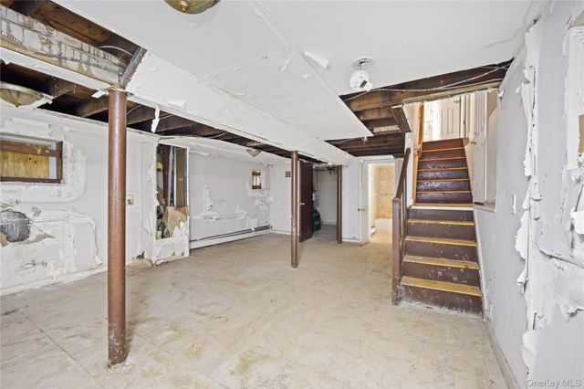 1519 Adee Avenue, Bronx, NY 10469
