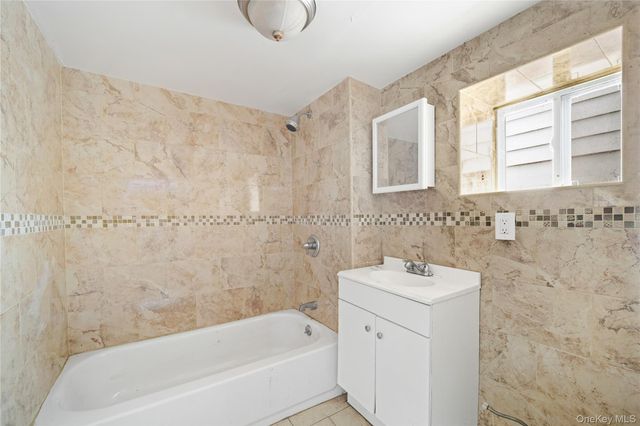 1519 Adee Avenue, Bronx, NY 10469