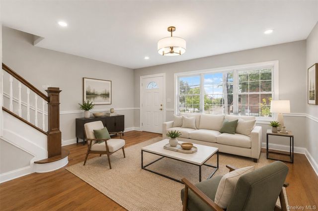 1519 Adee Avenue, Bronx, NY 10469