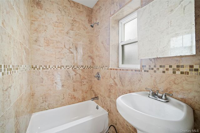 1519 Adee Avenue, Bronx, NY 10469