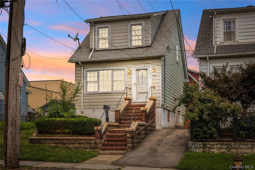 1519 Adee Avenue, Bronx, NY 10469