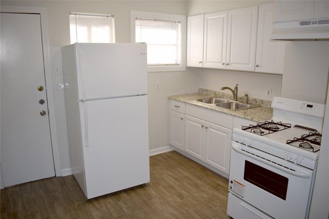 2524 Binz Street 2, Houston, TX 77004