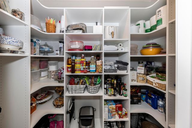 6710 Trinity Mist Way, Delaware, OH 43015