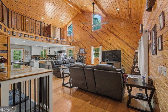 335 Dunn Road SE, Silver Creek, GA 30173