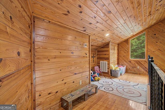 335 Dunn Road SE, Silver Creek, GA 30173