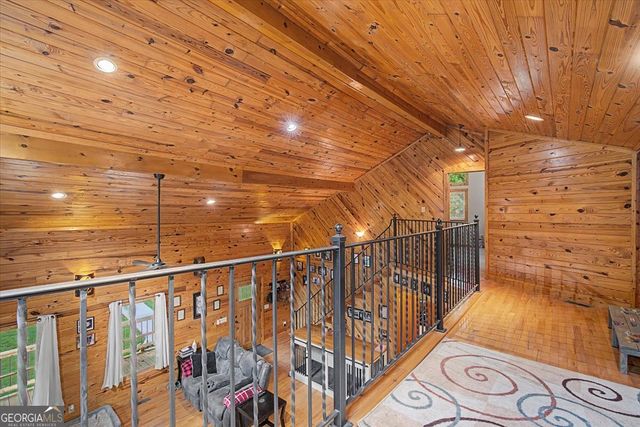 335 Dunn Road SE, Silver Creek, GA 30173