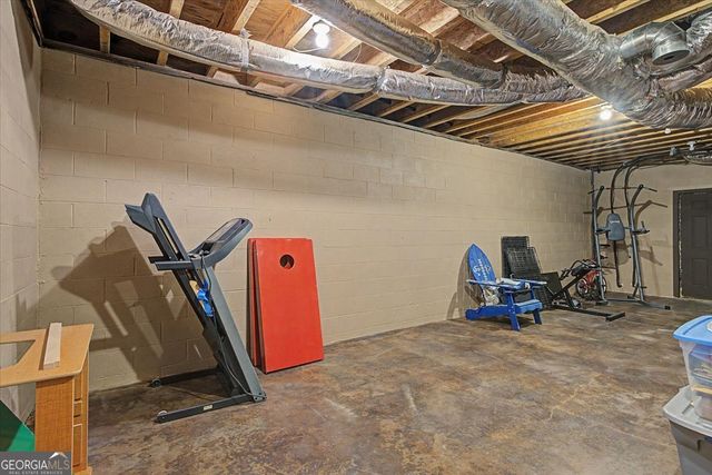 335 Dunn Road SE, Silver Creek, GA 30173