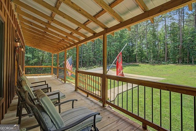 335 Dunn Road SE, Silver Creek, GA 30173
