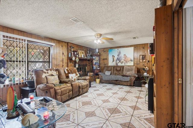 2605 VZ County Road 4923, Ben Wheeler, TX 75754