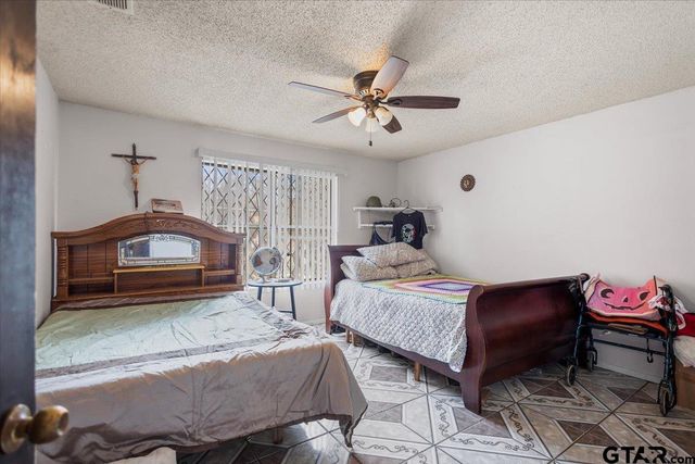 2605 VZ County Road 4923, Ben Wheeler, TX 75754