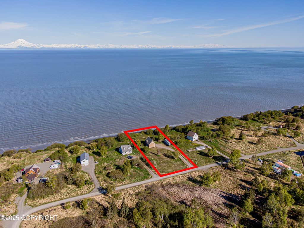 11091 Crestline Lane, Clam Gulch, AK 99568