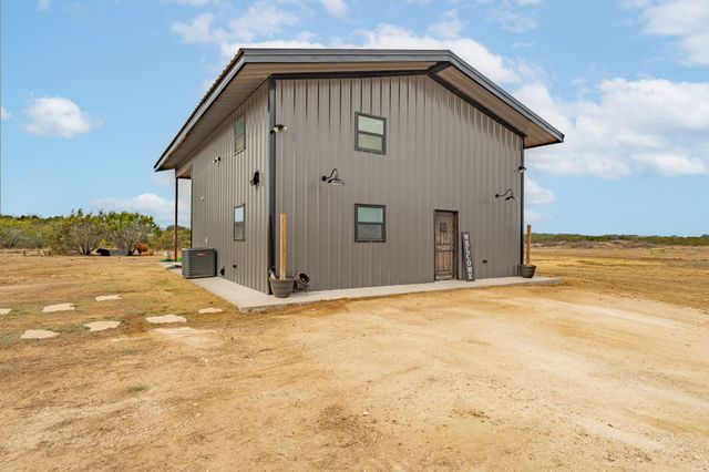 4755 Buffalo Ridge Drive, Stephenville, TX 76401
