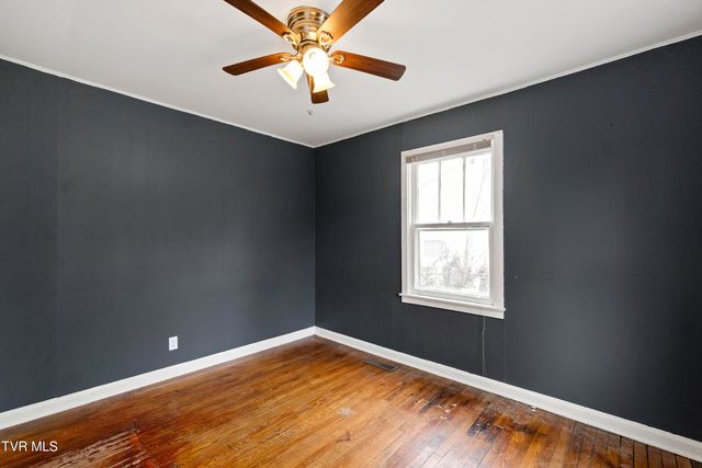 1230 Indian Ridge Road, Johnson City, TN 37604