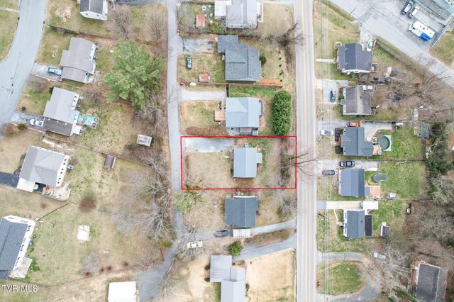 1230 Indian Ridge Road, Johnson City, TN 37604