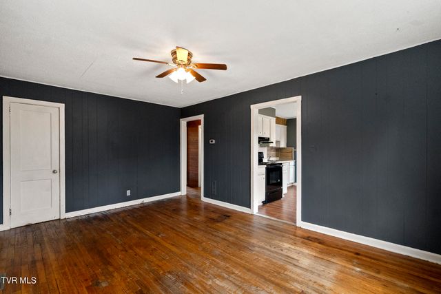 1230 Indian Ridge Road, Johnson City, TN 37604