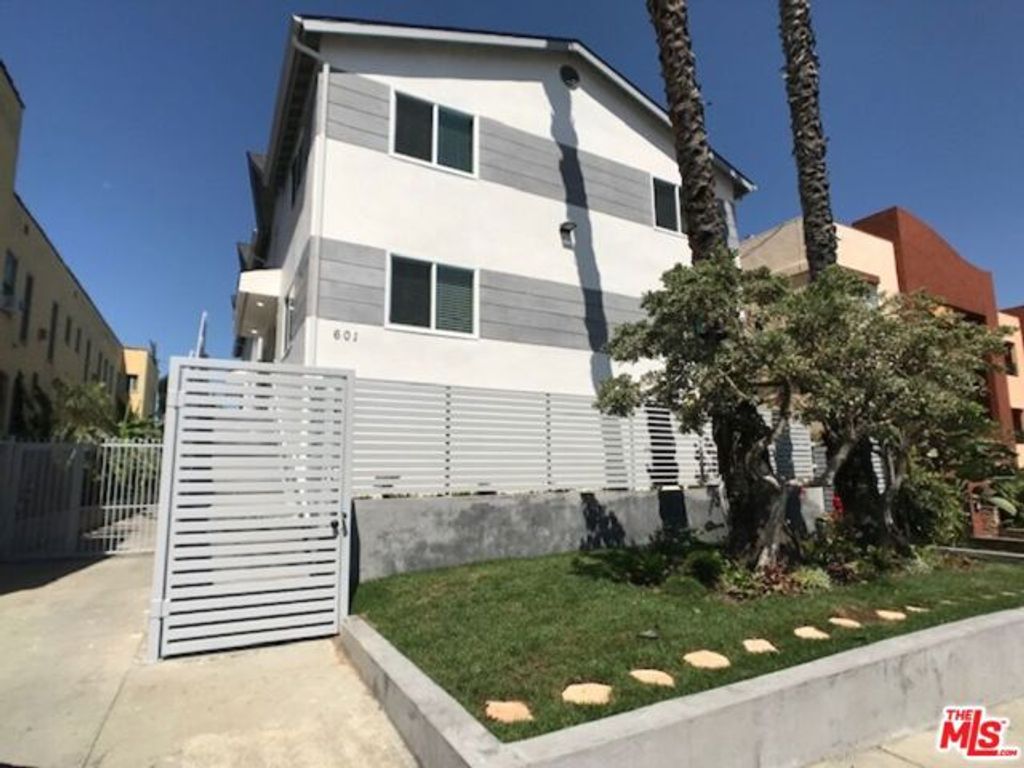 601 N Normandie Avenue 6, Los Angeles, CA 90004