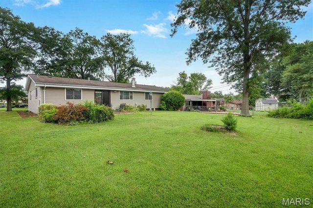 4466 Gemini Drive, St Louis, MO 63128