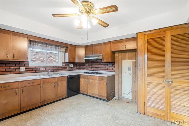 4466 Gemini Drive, St Louis, MO 63128