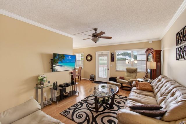 4082 Wolverton, Boca Raton, FL 33434