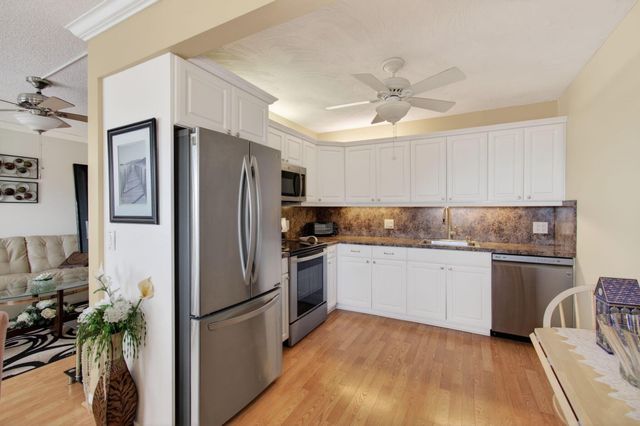 4082 Wolverton, Boca Raton, FL 33434