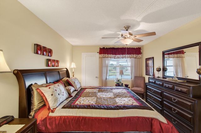 4082 Wolverton, Boca Raton, FL 33434