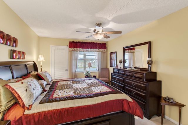 4082 Wolverton, Boca Raton, FL 33434