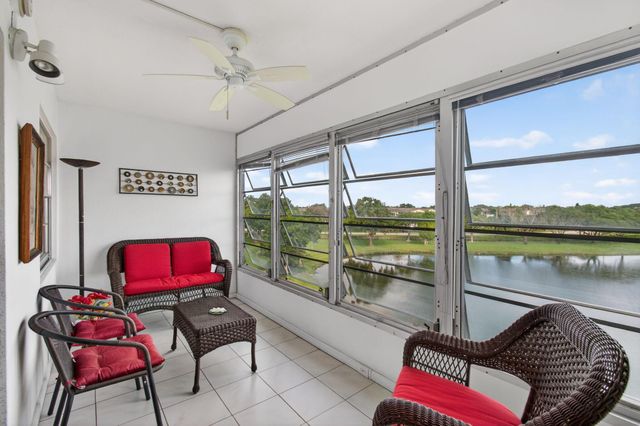 4082 Wolverton, Boca Raton, FL 33434