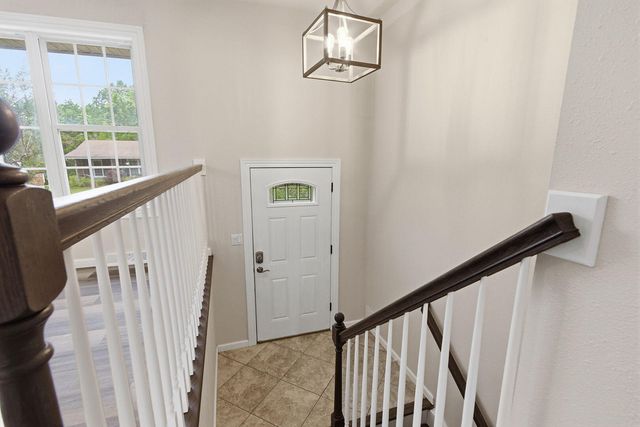 1404 PICKFORD PL, Columbia, MO 65203