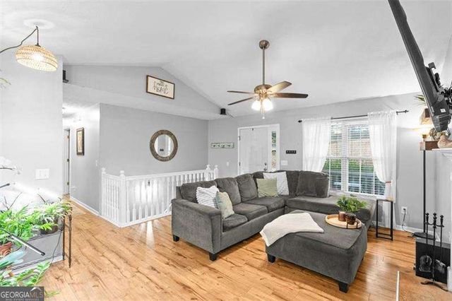 93 4th Street, Emerson, GA 30137