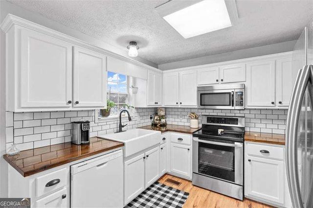 93 4th Street, Emerson, GA 30137