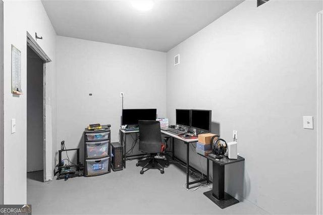 93 4th Street, Emerson, GA 30137