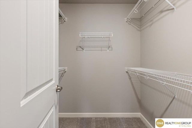 7764 N 108th Street, Omaha, NE 68142