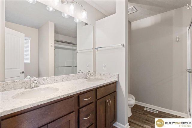 7764 N 108th Street, Omaha, NE 68142