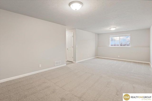 7764 N 108th Street, Omaha, NE 68142