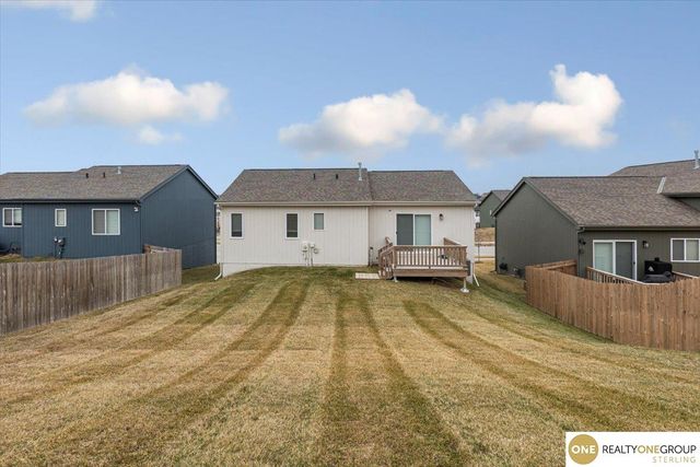 7764 N 108th Street, Omaha, NE 68142