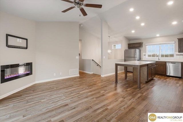 7764 N 108th Street, Omaha, NE 68142